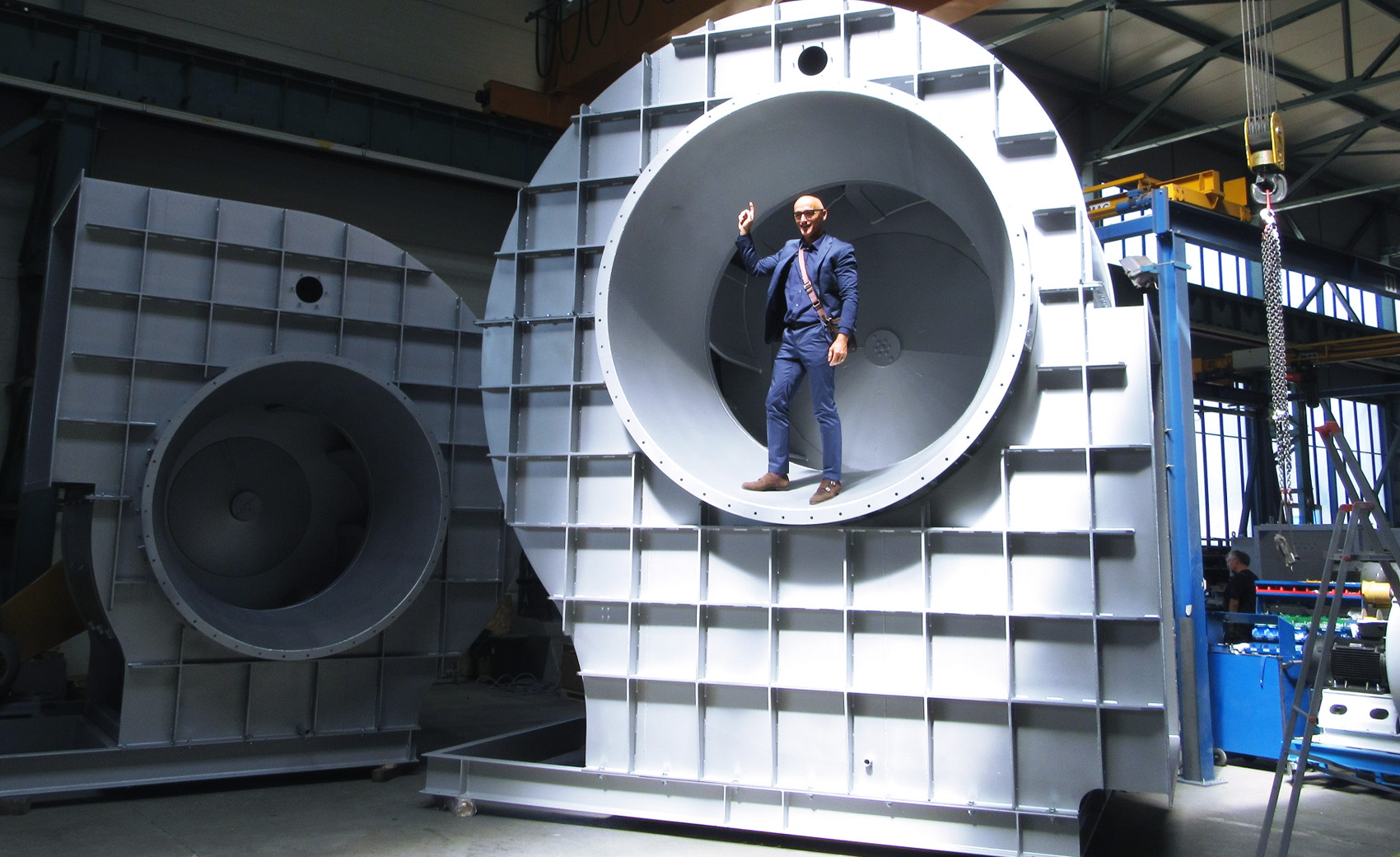 Industrial centrifugal shop extractor fan
